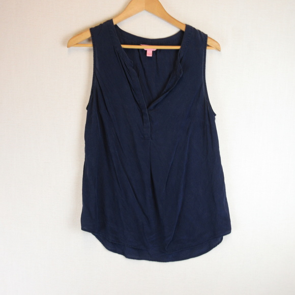 Lilly Pulitzer Tops - Lilly Pulitzer Navy Silk Stacey Sleeveless Blouse Size L